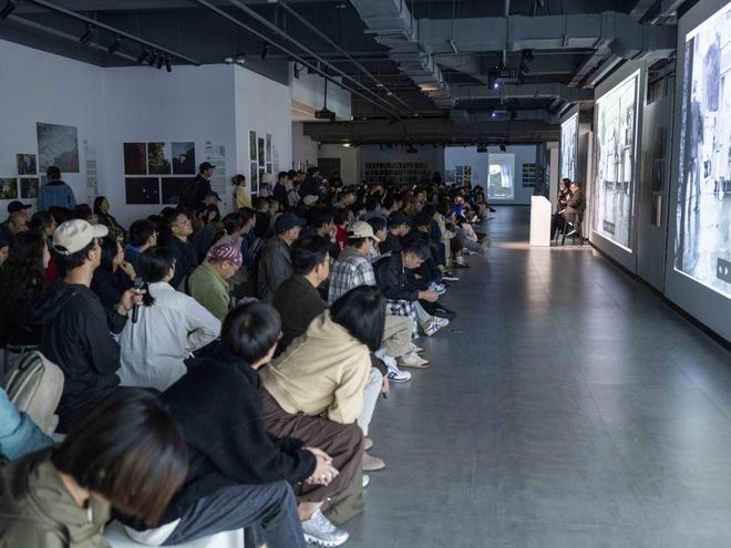 照片分两种:叙述性和视觉性冰球突破平卡索夫说自己的(图13) 照片分两种:叙述性和视觉性冰球突破平卡索夫说自己的(图13)