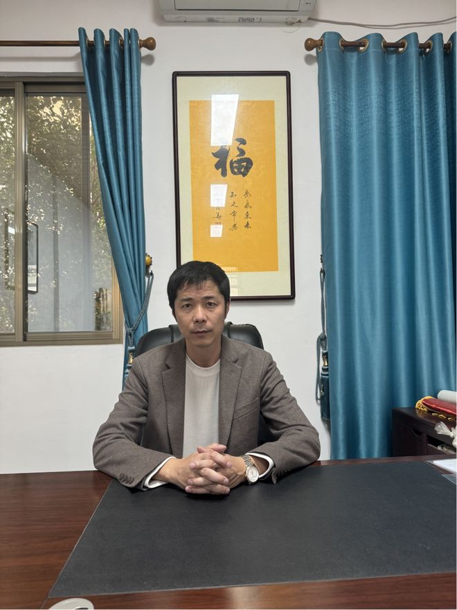 力大摸底！这匹牛蛙料大黑马又有新动作冰球突破豪华版app43年老牌饲企实(图3)